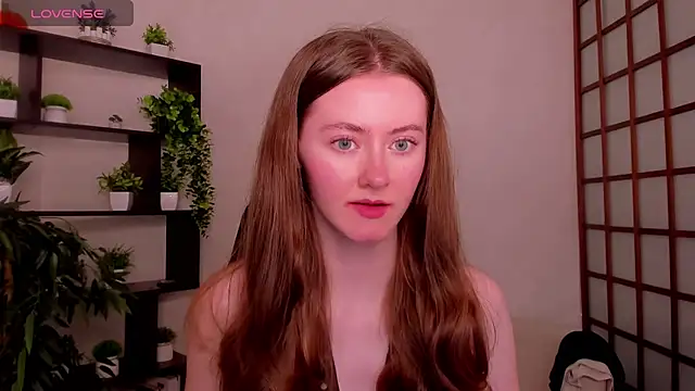 KateCuddle online show from June 24, 2:43 am