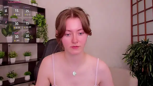 KateCuddle online show from July 21, 2:25 am
