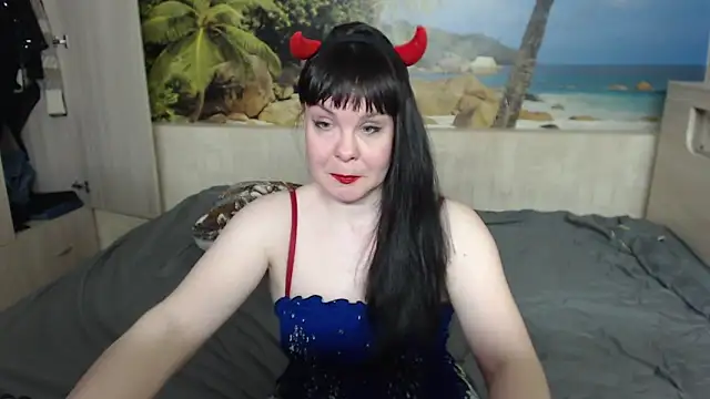 Snapshot of Aphelandra chatting on January 25, 2:14 pm Aphelandra online show from January 25, 2:14 pm