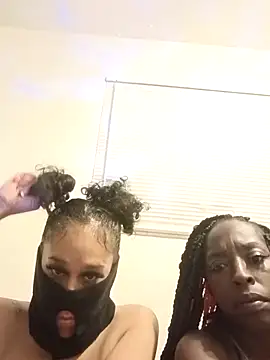 chocolatedream56ace online show from April 4, 8:56 am