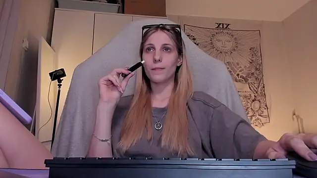 Anna Fink online show from March 26, 8:14 pm