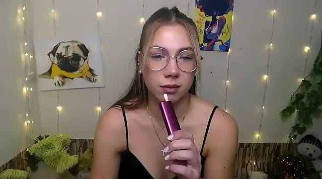 Snapshot of Sport_Tall_Doll chatting on December 23, 7:06 am Sport Tall Doll online show from December 23, 7:06 am