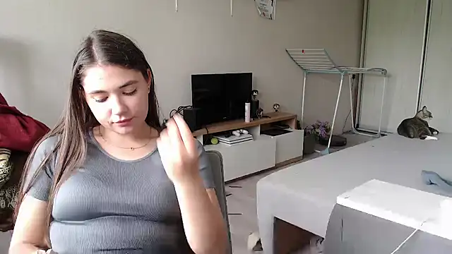 Snapshot of delightful_sofi chatting on May 14, 1:18 pm delightful sofi online show from May 14, 1:18 pm