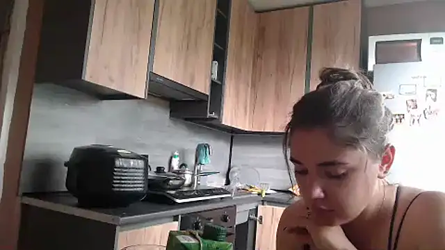 Snapshot of delightful_sofi chatting on May 28, 1:41 pm delightful sofi online show from May 28, 1:41 pm
