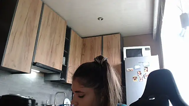 Snapshot of delightful_sofi chatting on May 30, 11:40 am delightful sofi online show from May 30, 11:40 am