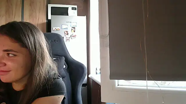 Snapshot of delightful_sofi chatting on June 2, 3:58 pm delightful sofi online show from June 2, 3:58 pm