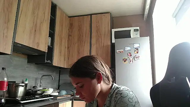 Snapshot of delightful_sofi chatting on June 3, 11:46 am delightful sofi online show from June 3, 11:46 am