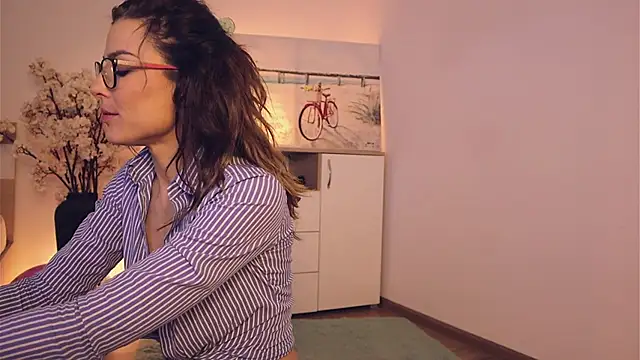 Snapshot of Misslullu chatting on January 19, 7:57 am Misslullu online show from January 19, 7:57 am