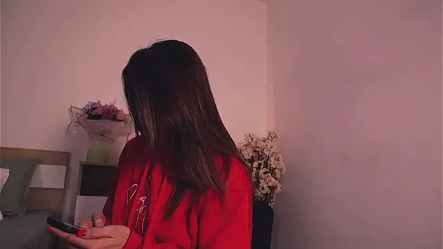 Misslullu online show from November 16, 2:55 pm