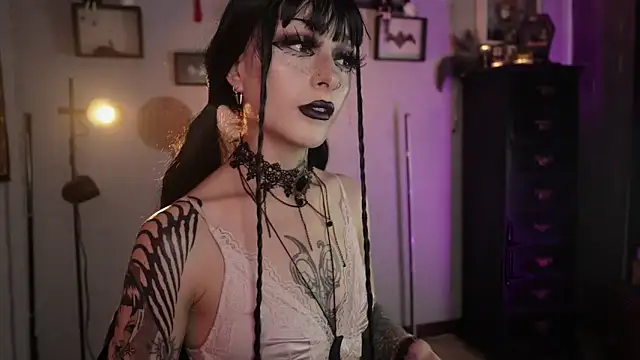 insania 9999  online show from May 28, 3:42 pm