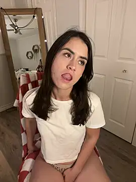 Snapshot of Wetbabygirlxo chatting on January 10, 2:14 am Wetbabygirlxo online show from January 10, 2:14 am