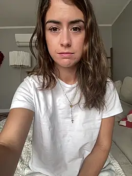 Snapshot of Wetbabygirlxo chatting on February 27, 4:43 pm Wetbabygirlxo online show from February 27, 4:43 pm