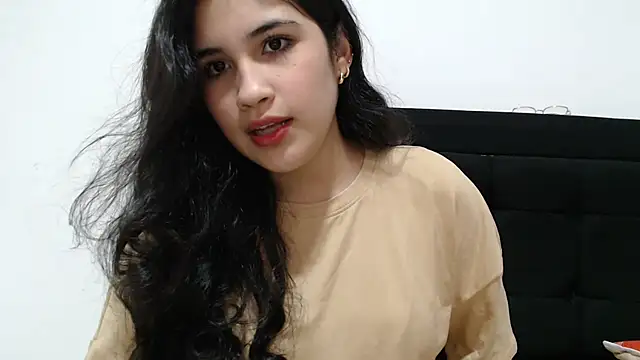 InocentHeaven1 online show from August 3, 11:59 am