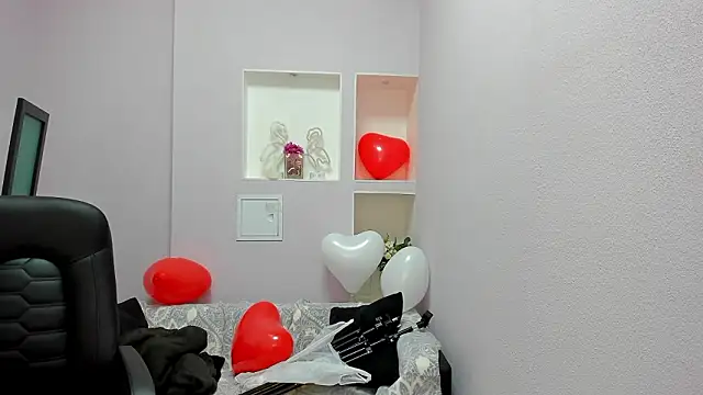 Persephoni online show from February 15, 11:19 am