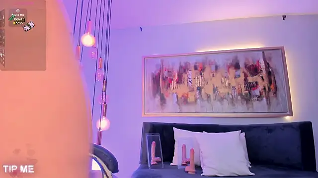 SophieBarnett online show from March 10, 1:43 am