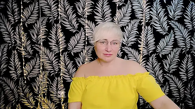 Snapshot of Olivia_playful chatting on March 15, 12:44 pm Olivia playful online show from March 15, 12:44 pm