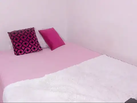 Snapshot of sarasweet_4 chatting on September 30, 3:39 pm sarasweet 4 online show from September 30, 3:39 pm