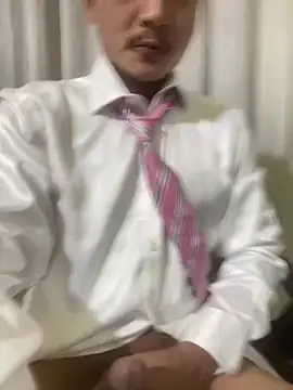 Satinshirt1992 online show from February 18, 4:14 pm