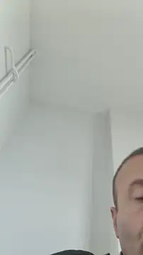 muscularsexy online show from April 3, 9:18 am