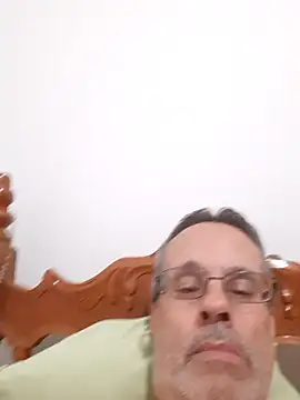 luiz303030 online show from November 1, 10:01 pm