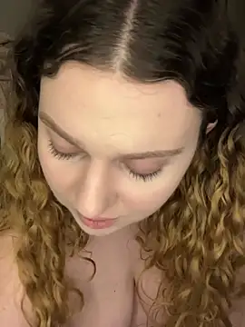 Snapshot of sashasommers chatting on February 25, 9:42 am sashasommers online show from February 25, 9:42 am