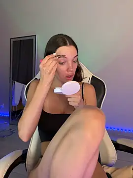 julia fly online show from May 14, 6:42 am