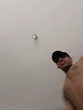 Snapshot of Criistianprado19cm chatting on May 14, 8:04 pm Criistianprado19cm online show from May 14, 8:04 pm
