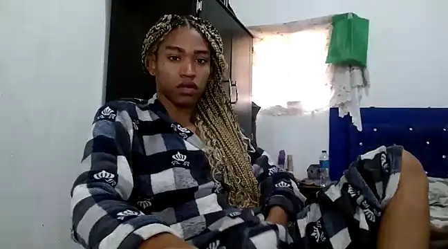Snapshot of angelamarie1 chatting on December 30, 3:35 pm angelamarie1 online show from December 30, 3:35 pm