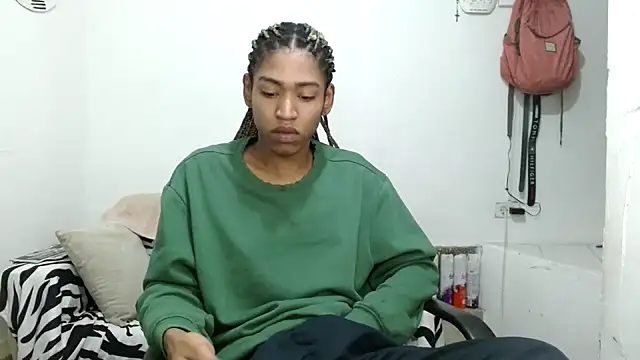 angelamarie1 online show from December 19, 11:50 am