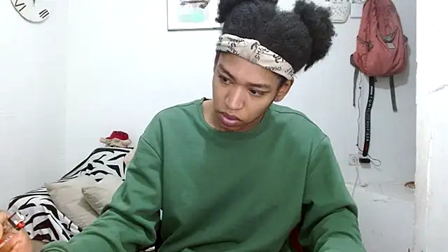 angelamarie1 online show from February 14, 12:35 pm