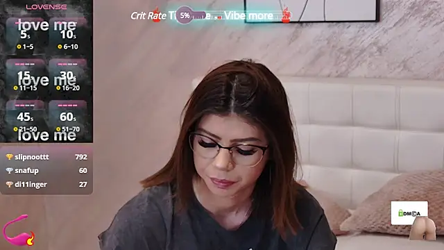 Snapshot of Sierra_Halle chatting on January 14, 2:29 am Sierra Halle online show from January 14, 2:29 am