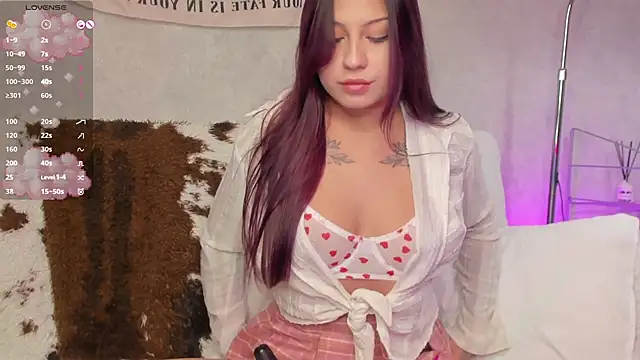 Snapshot of Mary_tiim chatting on April 13, 2:55 pm Mary tiim online show from April 13, 2:55 pm