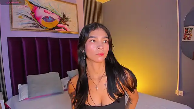 LauraAristizabal online show from June 30, 12:06 pm