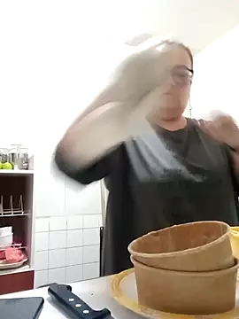 foxbell lt online show from February 28, 6:52 pm