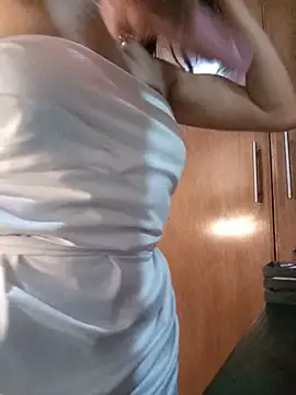 MINI Petite online show from May 27, 5:21 pm