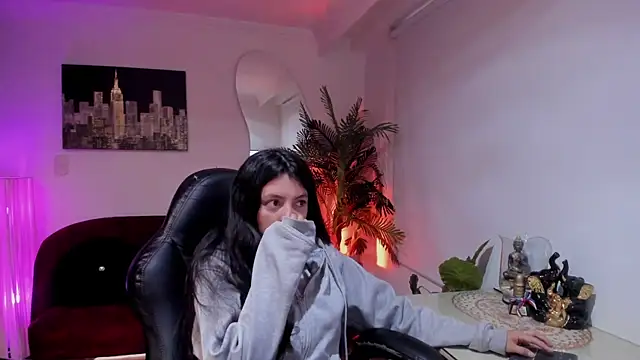 Meghan320 online show from March 3, 11:38 am