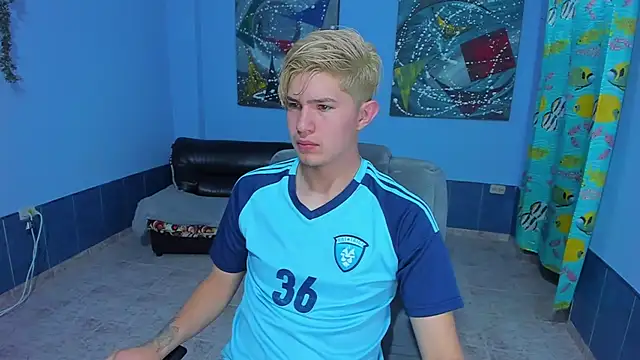 patrik 027 online show from October 1, 7:09 pm