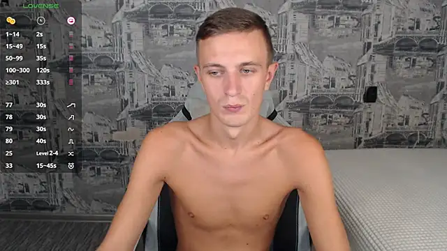 Snapshot of Oliver_Fresh chatting on October 30, 9:11 am Oliver Fresh online show from October 30, 9:11 am