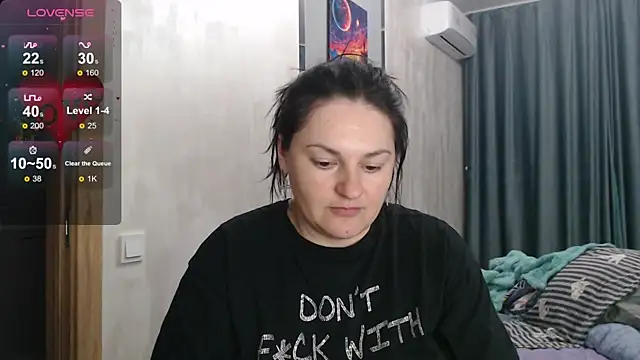 Stacy Davice online show from October 2, 1:45 am