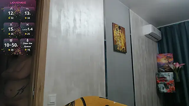 Stacy Davice online show from April 5, 11:18 am