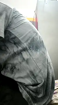 Snapshot of Mallupaiyanaachu chatting on January 10, 2:55 pm Mallupaiyanaachu online show from January 10, 2:55 pm