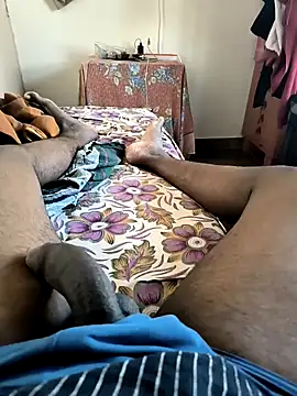 Snapshot of Mallupaiyanaachu chatting on February 7, 2:29 am Mallupaiyanaachu online show from February 7, 2:29 am