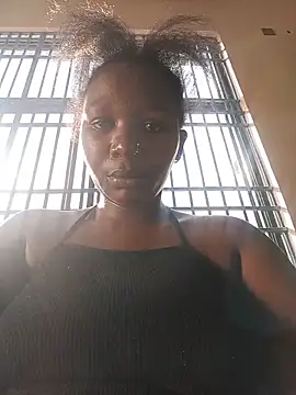 CuteJ online show from June 18, 1:04 pm