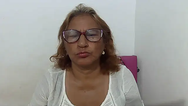 charrysexy1 online show from April 16, 12:39 pm