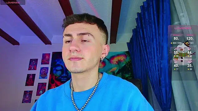 Snapshot of dimitri-bilak chatting on December 27, 12:29 am dimitri-bilak online show from December 27, 12:29 am