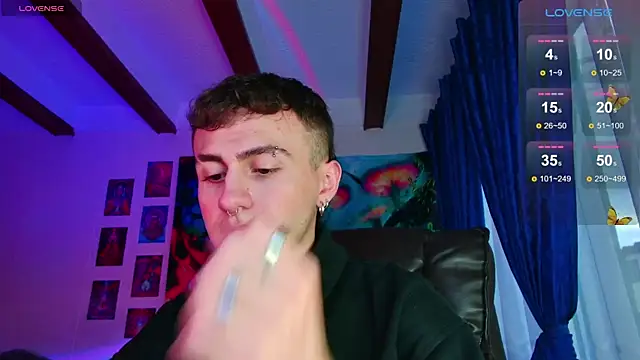 Snapshot of dimitri-bilak chatting on January 26, 11:08 pm dimitri-bilak online show from January 26, 11:08 pm