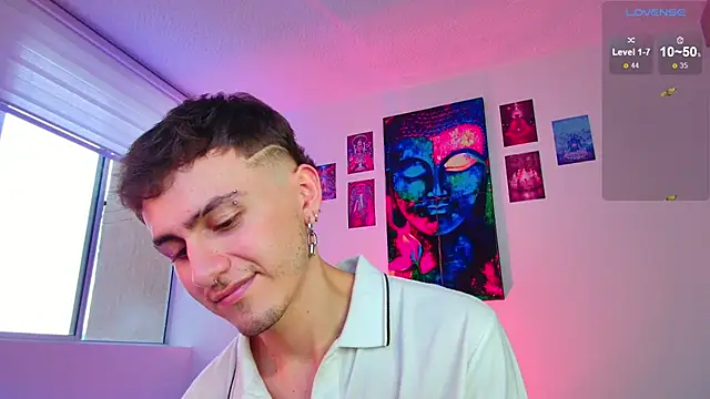 Snapshot of dimitri-bilak chatting on November 28, 10:12 pm dimitri-bilak online show from November 28, 10:12 pm