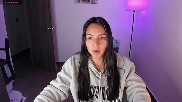 Snapshot of Miss_Nicole chatting on March 13, 2:40 am Miss Nicole online show from March 13, 2:40 am