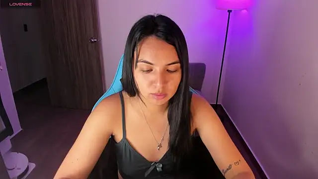 Snapshot of Miss_Nicole chatting on March 27, 7:24 pm Miss Nicole online show from March 27, 7:24 pm