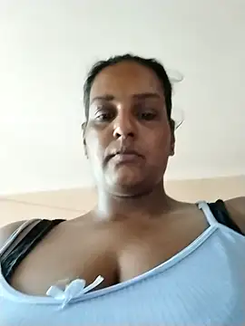 NWC4LYF online show from February 7, 4:27 am